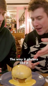 Trying the World's Gooiest Cheese Burger! Epic Cheese Pull Challenge