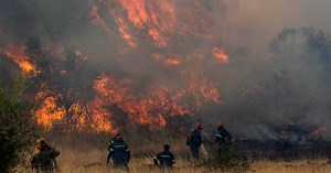 Incendies en Gironde : le célèbre camping des Flots Bleus évacué