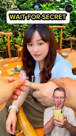 18K views · 10K reactions | Don't try this magic trick 狼#reels #magictrick | Rvmagic01 | Facebook