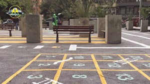 Un alien con todo el estilo #HelloMoto ya rueda por las calles. ¡Búscalo ya! Aplican términos y condiciones https://goo.gl/X1B2x9 | Motorola