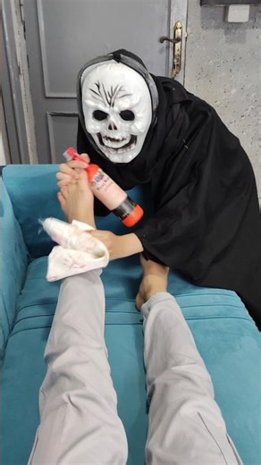 OMG المارد السحري الشرير اختفى😱🙀#prank #shorts #funny #fypシ #comedy #طرائف #fun #عمر_ماتريكس