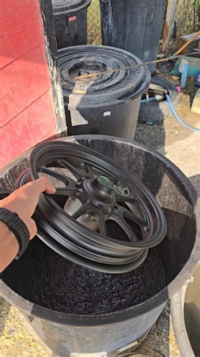 คลิปบรรยายกระบวนการทำสีของทางร้าน. สนใจทำสี Powder coat ด้วยกระบวนการที่ใส่ใจในทุกขั้นตอน ทักมาพูดคุยจองคิวงานกันก่อนได้ครับ. #powdercoatเชียงใหม่ #ทำสีล้อชียงใหม่ #ทำสีล้อลำพูน #powdercoatลำพูน #รับทําสีล้อทุกรุ่น