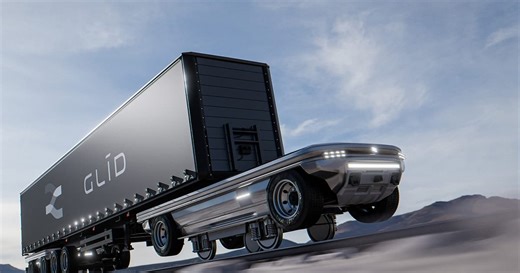 Cab-less truck glider leaps autonomously between road and rail