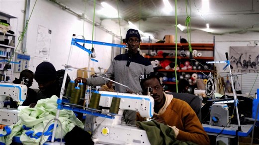 Més ocupació, més cotitzacions i més ingressos: la regularització de migrants com a motor econòmic