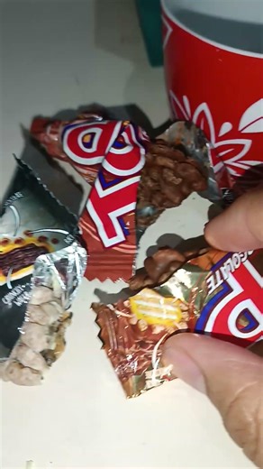 Unboxing Jajanan Cokelat Vanilla karamel TOP #YtShorts #Fyp #Snack #Cemilam #Viral #Foodie #Trump #7