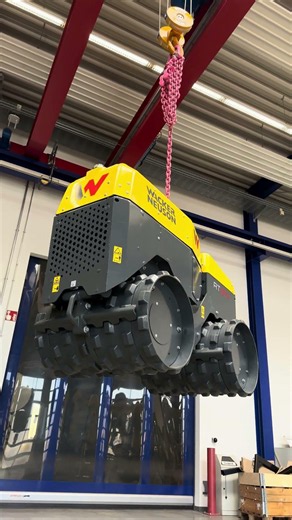Wacker Neuson RTD-SC-4: Flying Roller! ✈️🏗️ #compaction #construction #wackerneuson