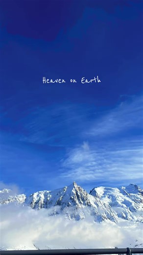 Heaven on Earth Mont Blanc, Chamonix Valley 🎿🏔️⛷️ 5 main ski areas: ⛷️Brévent-Flégère, ⛷️Grands Montets, ⛷️Les Houches, ⛷️Le Tour-Balme, ⛷️Aiguille du Midi Which have you skied? Would you try it? #ski #chamonix #chamonixmontblanc #travel #skitrip