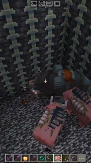 ZOGLIN VS RAVAGER IN MINECRAFT 🤯💥😱#bkdgamerz #shortsfeed #shorts