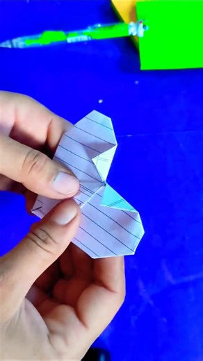 cute and aesthetic paper craft for beginners 😱#shortsfeed#diy#heart#shortsfeed