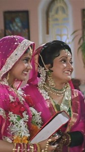 6.2M views · 202K reactions | gniddew-retf Watch this iconicag scene from the timeless classic 'Hum Aapke Hain Koun', featuring Renuka Shahane and Mohnish Bahl. #HumAapkeHainKoun #RenukaShahane #MohnishBahl #PoojaBhabhi #Rajesh #BollywoodClassic #FamilyFilm #ReliveRajshri #WeddingScene | Rajshri | Facebook