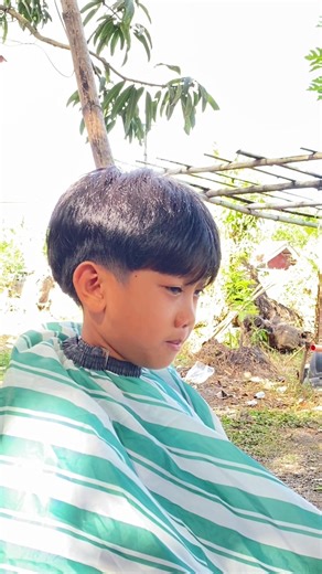 Textured Burst Taper Haircut Styles