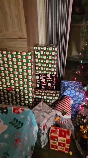 crying. because I somehow did this all on my own. I dont know how I pulled through, how we made it, but here we are. I am still healing, I am still not where I need to be, but I am proud. I am proud of myself, I am proud of US. my kids, my kids, my kids- mama's got you, FOREVER. 🖤 2026- please be good to us 🙏🫶