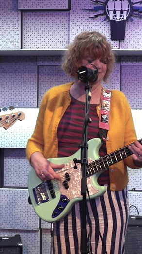 Rock Out with Gina Birch from The Raincoats | I Play My Bass Loud | Fender Presents