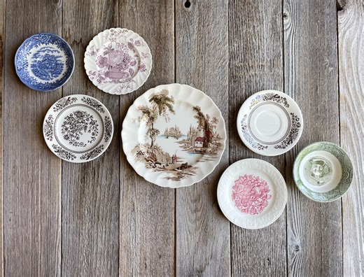 Wall Plate Collection of Colorful Plates, Set of 7, Vintage Gallery - Etsy