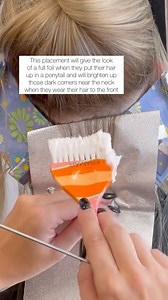 How to “fake” a full foil 😉 ✨This is a great add-on service for a client on a budget or for someone who’s on a time crunch and doesn’t have time to be at the salon for more than a couple hours! ✨I split the hairline into 3 sections and did 3 back-to-back weaves on each of those sections ✨I then continued my normal partial foil placement @behindthechair_com #behindthechair #btcquickie @thebtcteam #thebtcteam @haleygable @caitlyn_cummings @chrissylan @marybehindthechair @kevin.givens #haireducati