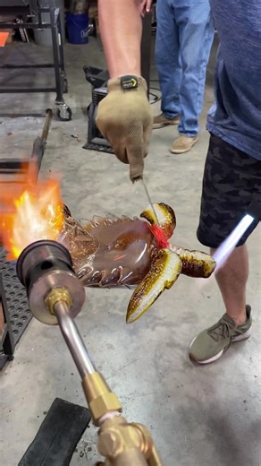 32K views · 1.7K reactions | LETS TORCH a turtle  made of glass! | Garmezy Glass | Facebook