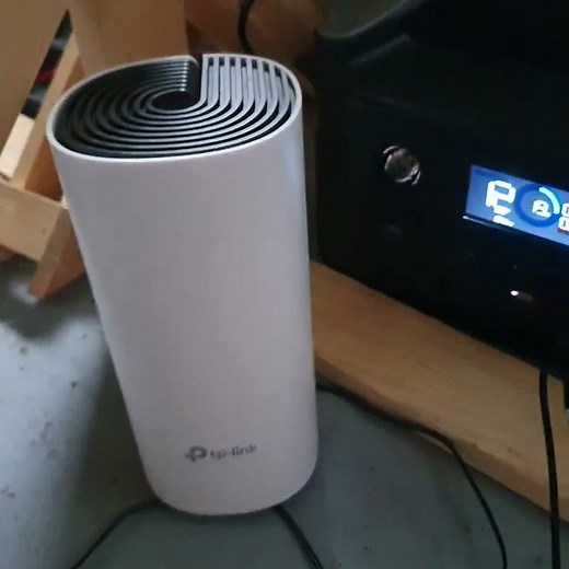 Testing the Tp-link Deco M4 mesh router power consumption