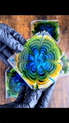 Obsessed with these resin blooms! 💚💙💛 Which colours should we create next? Drop your ideas in the comments below! 👇 #resinart #resinartsuppliesuk #resinartsupplies #resinpourart #epoxypouring #resinviral #pigmentpaste #resinartpiece #pouringresin #diycrafting #viralreeĺ #videoofinstagram #satisfyingreels #alcoholinkartists #resinbloom | Resin Art