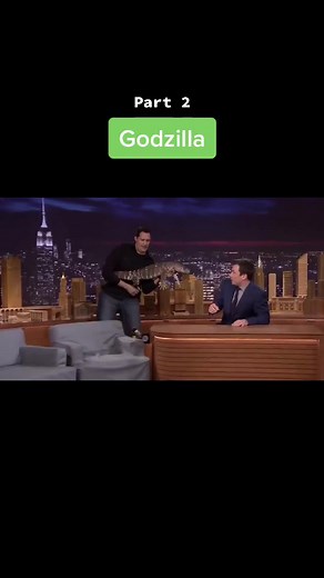Jeff Musial shows Jimmy a giant lizard 🦎#jimmyfallon #jimmyfallonshow #gettingscared #jeffmusial #foryou #susto