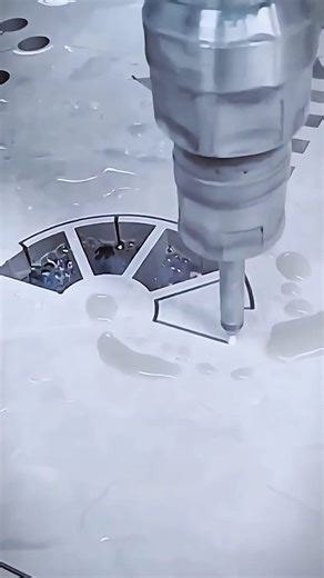 Powerful water blade that can cut iron⚡ #facts #iron #water #viral | BreakBright 242