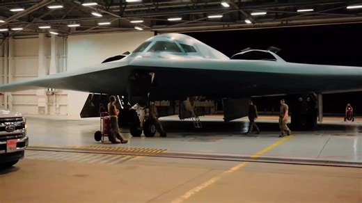 Máy bay huấn luyện chiến lược B-2 Spirit