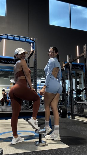 Elvira - Strength Training for Women on Instagram: "All I wanted was balance, not a partner workout 💀😂 #LegDayStruggles #GymBesties #BSS #FitnessHumor #LegsOnFire #gymhumor #viralrëëls #BestieEnergy #LegDay #elvirafitgoals #gymlife #gymstruggles"