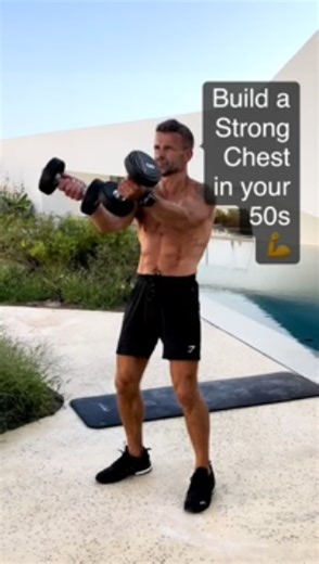 I fixed my form on upward cable fly and my upper chest changed