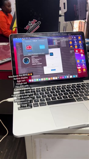 MacBook Pro 2015 Retina 8GB RAM 256GB SSD