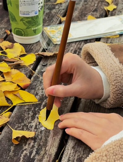 40K views · 750 reactions | Đầu tháng chúc cả nhà "như ý" | Thư Pháp Dụng Phẩm | Facebook