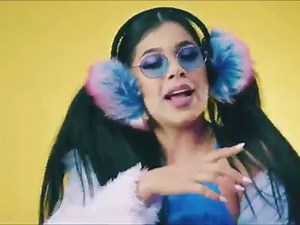 1 año de "Bonita" de Kenia Os 💕 | Pop.postings