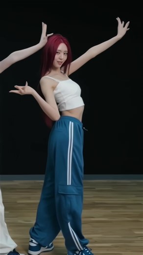 Yuna's Dance Focus: Itzy Dance Practice