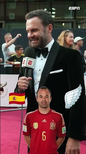 Juan Mata names the BEST EVER Spanish striker 🔥
