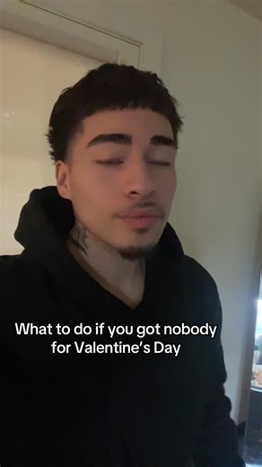 Swolejeezy (@swolejeezy)’s video of Valentine's Day