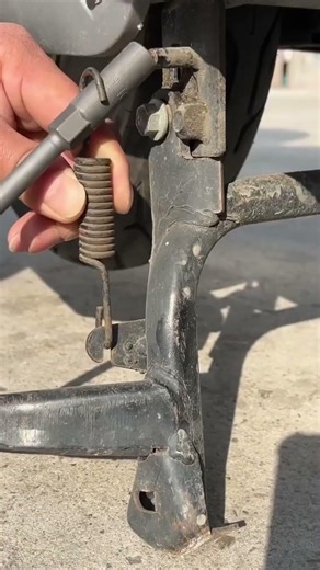 How to Install Kickstand Spring Easily