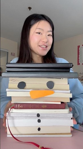 Snowman book stack tutorial ⛄️📚