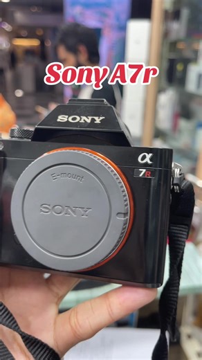 Buy Sony A7r Camera in Perfect Condition