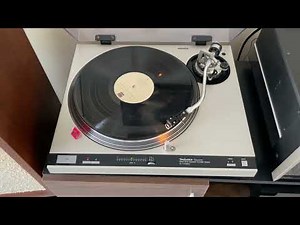 Technics SL-1700 MK2
