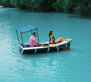 How to Build a Boat Using Plastic Bottles – DIY Eco Adventure! | 5-Minute Crafts Green