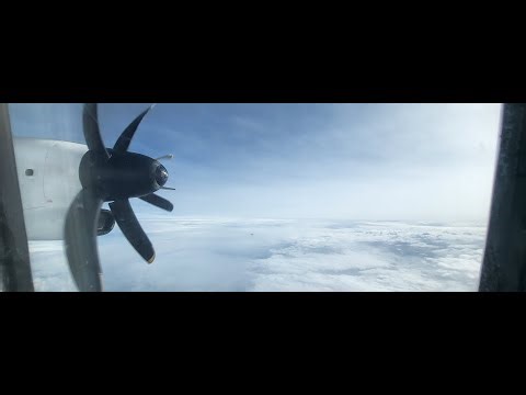 MONTREAL | De Havilland Dash 8-400 | LANDING