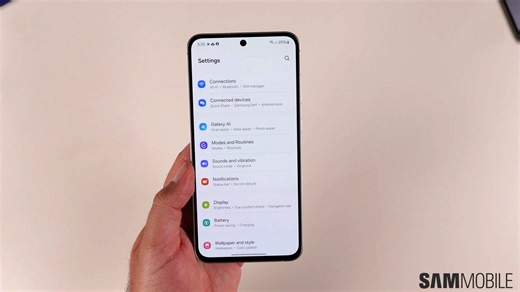 Galaxy S24 FE picks up January 2025 firmware update