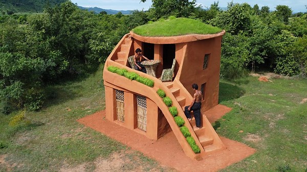Survival shelter ideas: Mud house with a green roof and cabin design