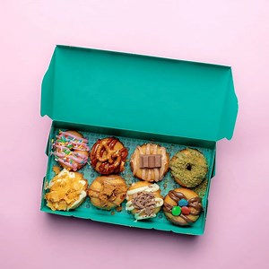 [Hot Item] Eco Friendly Custom Donut Dessert Paper Box White Cardboard Puff Packaging Box Bakery Sushi Cake Mochi Paper Packing Boxes