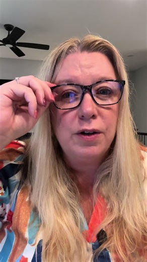 Transform Your Vision with Progressive Lens Reading Glasses