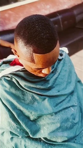 #meshdestylist #meshcutz #meshtv #fyp #salon #barber #hair #hairstyle #fashion #explore #trending