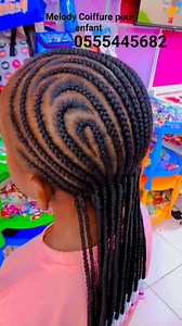 ✨ Natte simple, le look simple et chic pour la rentrée ! ✨ Chez Melody Coiffure, nous sublimons vos princesses avec des coiffures tendances, élégantes et confortables pour l’école 👧🏽📚💫. La simplicité devient beauté entre nos mains magiques ✨✂️. 👉 Faites confiance à Melody Coiffure, la référence 🌟. 📍Situé à la Rivera Palmeraie, Carrefour Fatima 📲 WhatsApp : 0555445682 💌 Abonnez-vous à notre page Facebook Melody Coiffure pour enfant pour découvrir encore plus de merveilles 💕 #tresses #tr