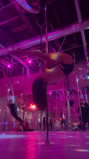 3.4K views · 48 reactions | • @lovemypinkshoes For never taking trick class anymore, this turned out pretty good 殺殺 @stilettodance | Stiletto Dance Studios | Facebook