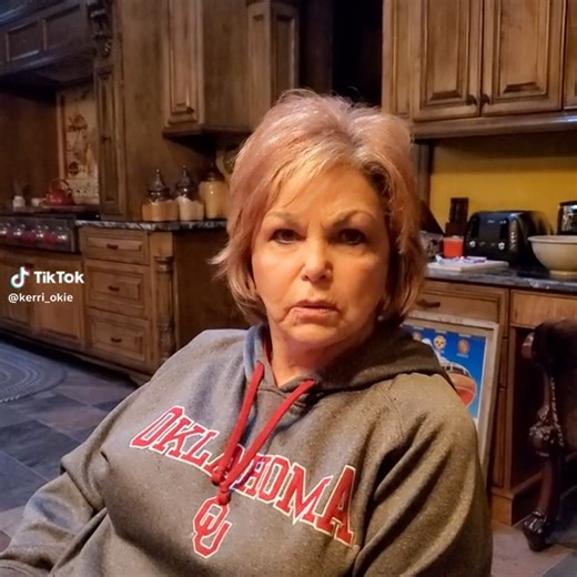 Sometimes she wants to smack me #mom | Kerri