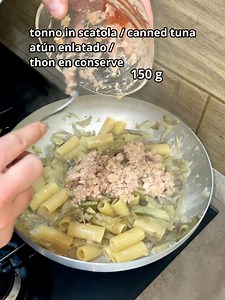169K views · 5.2K reactions | Ricetta pasta al tonno con carciofi INGREDIENTI PER 4 PERSONE 320 g di pasta 3 carciofi grossi 50 g di burro 150 g di tonno 90 g di cipolla 1 acciuga sott'olio Sale q.b. Pepe q.b. 1 limone | Carlo Gaiano | Facebook