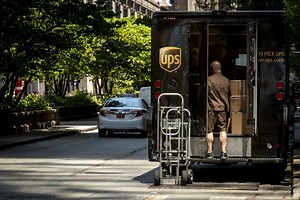 UPS Plans 20,000 Job Cuts, Backs Away From Guidance