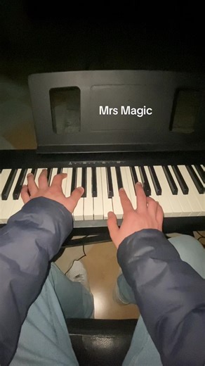 Mrs Magic Piano Cover by Strawberry Guy